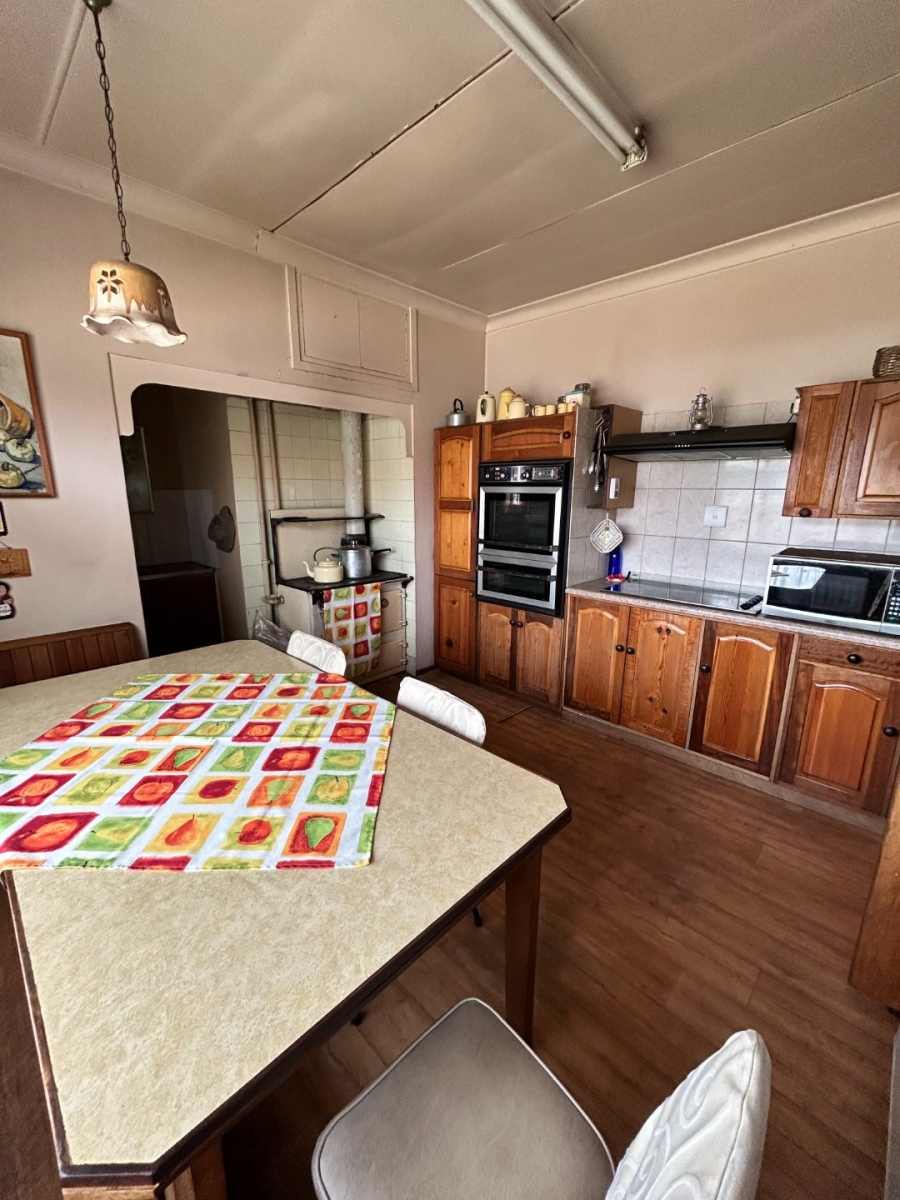 4 Bedroom Property for Sale in Hospitaalheuwel Free State